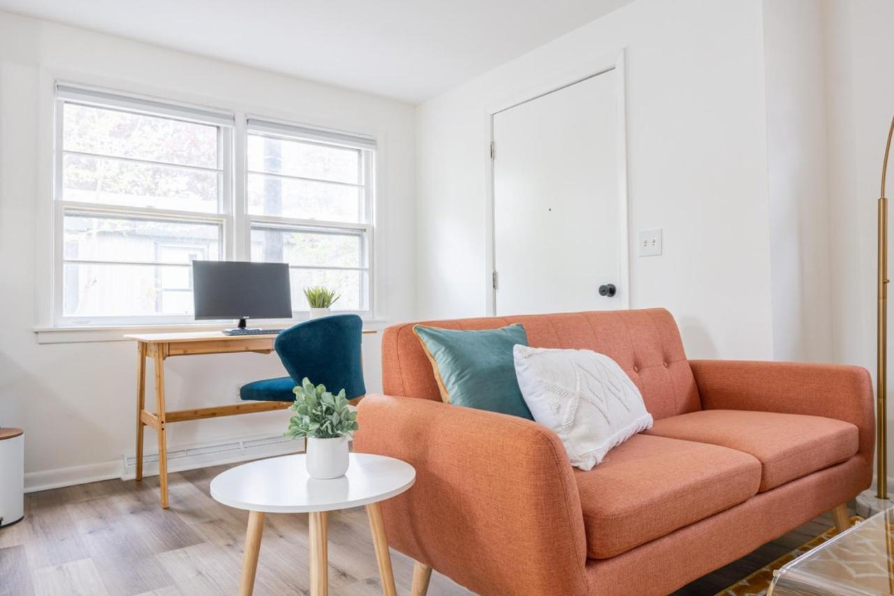 Retro Retreat Renovated 2Br, Desk, No Chore List! Kingston Luaran gambar