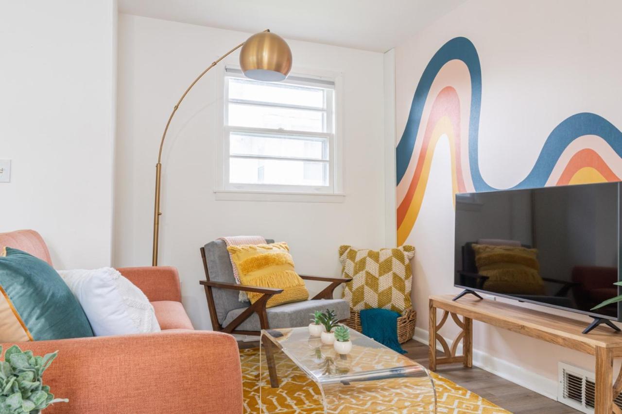 Retro Retreat Renovated 2Br, Desk, No Chore List! Kingston Luaran gambar